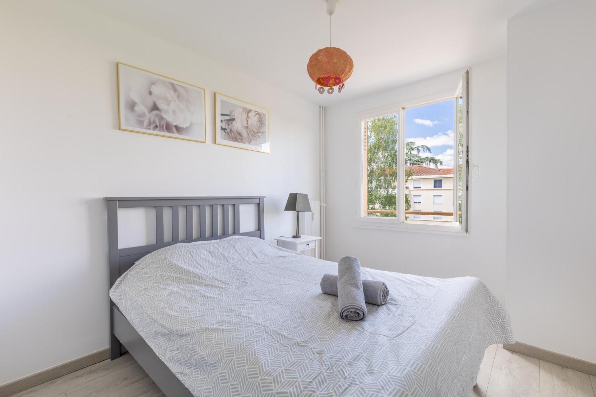 Proche Autoroute Et Parking Apartment Villefranche-sur-Saone Exterior photo