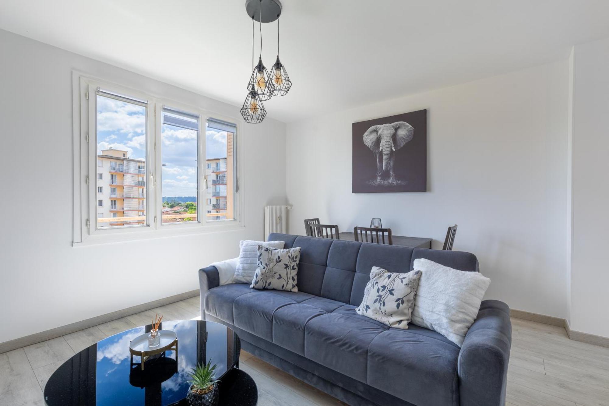 Proche Autoroute Et Parking Apartment Villefranche-sur-Saone Exterior photo